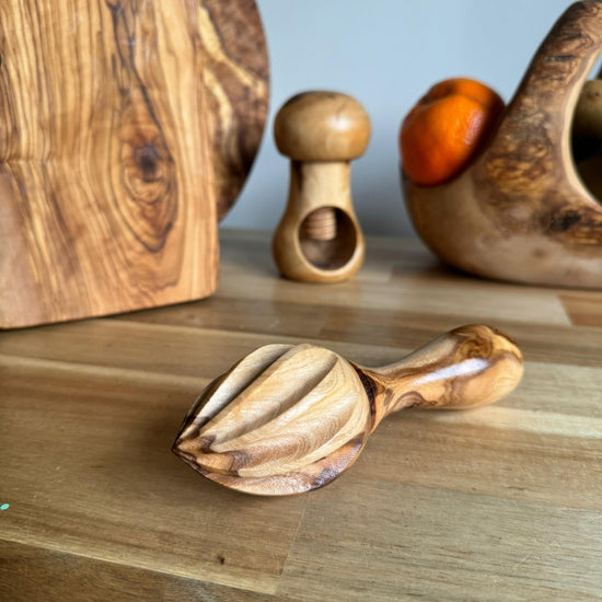 Olive Wood Lemon/Lime Squeezer